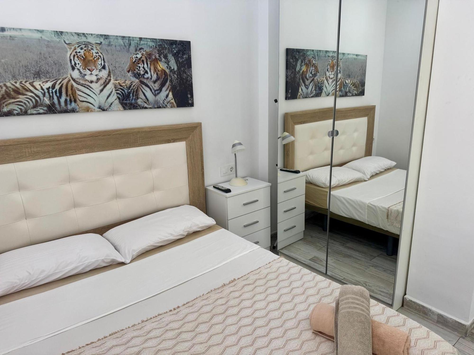 Stunning With Pool Tenerife Apartament Costa Adeje (Tenerife)